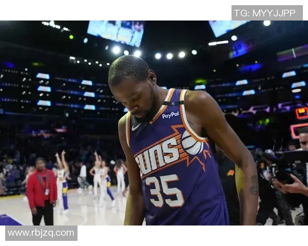 达拉斯小牛队与雷霆的激烈对决展现篮球魅力与团队精神的巅峰对抗